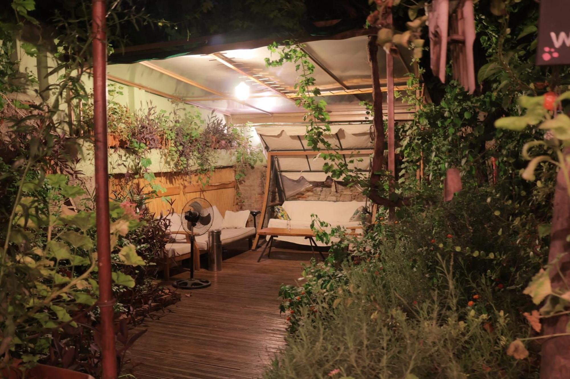 Lotus Garden Hostel איזמיר מראה חיצוני תמונה